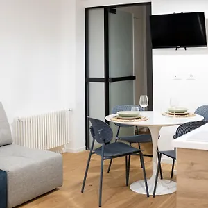  Apartment Residenza Lungotevere Dei Mellini