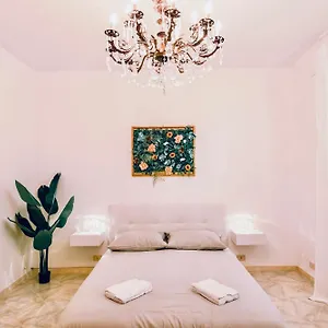  Apartment Golden Luxury - San Giovanni - 10 Min To Basilica Of San Giovanni - 25 Min To Colosseum